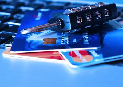 Découvrez la e-card nomade de la Banque Postale : votre alliée en 2026