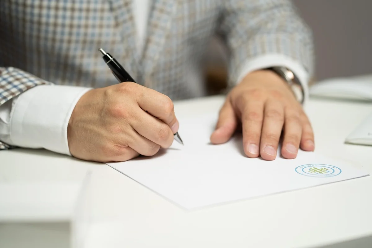 Pour ordre exemple : maîtrisez l'art de la correspondance en 2026