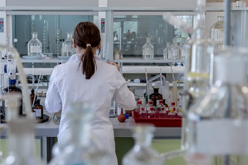 Améliorer la signalétique hôpital dans la région nantaise : enjeux et solutions 2026