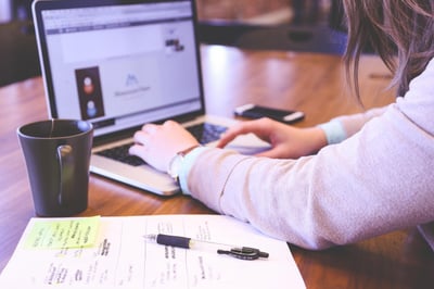 Quelle est la première étape incontournable pour créer son entreprise ?